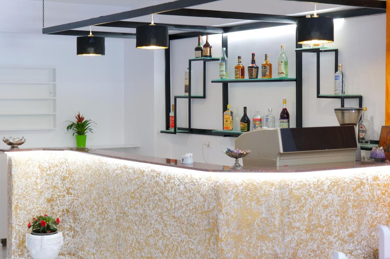 Elite Hotel ساراندا المظهر الخارجي الصورة